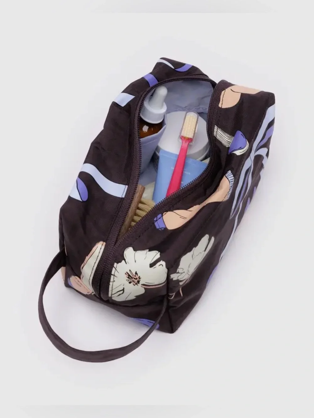 BAGGU DOPP KIT GET READY WITH ME